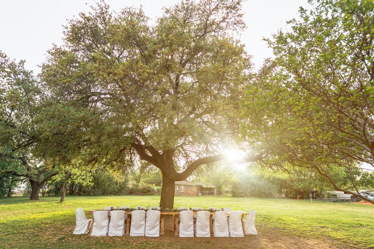 Blue Heron Bed And Breakfast On Lake Granbury Exterior photo